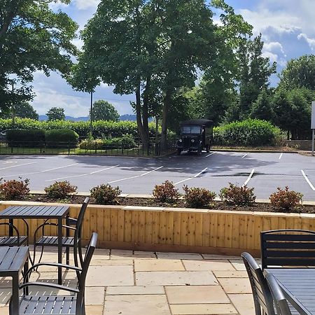 The Oakwood Hotel By Roomsbooked Gloucester Kültér fotó