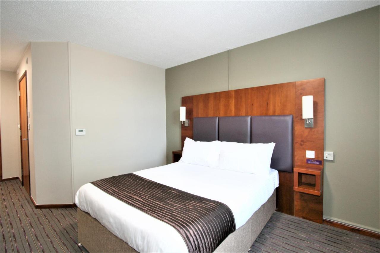 The Oakwood Hotel By Roomsbooked Gloucester Kültér fotó